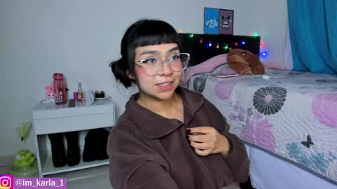 Ill be on at sunday see u Lynn  Could u help me to reach 100 Thmbs upp plssss   Independent girl 3 online show from 10, 1, 2025