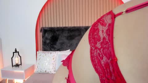 Karla Gonzaless online show from 25, 4, 2026