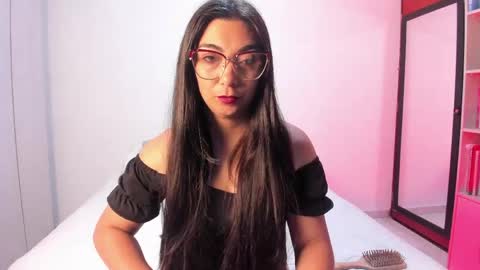 Snapshot of karla_hernandez chatting on 5, 6, 2026 Karla online show from 5, 6, 2026