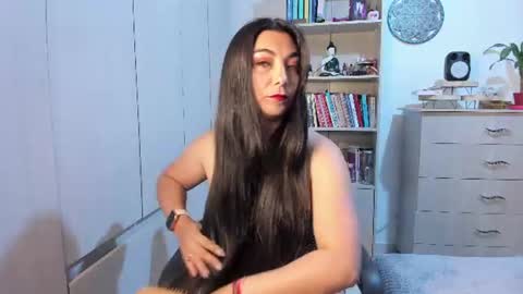 Snapshot of karla_hernandez chatting on 16, 6, 2026 Karla online show from 16, 6, 2026