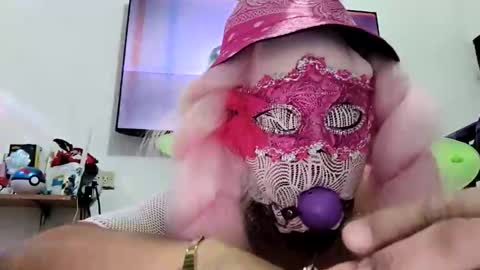 Snapshot of karlakush101 chatting on 5, 2, 2026 karlakush101 online show from 5, 2, 2026