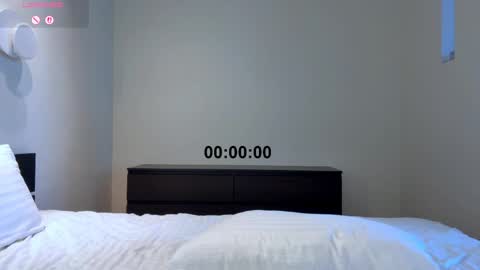 Olivia online show from 24, 4, 2026