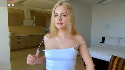 Olivia online show from 26, 4, 2026