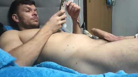 Loverboy95 online show from 10, 1, 2025