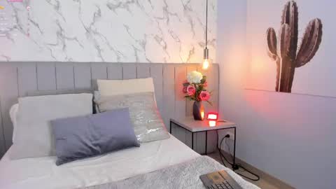 karlla_brown online show from 23, 4, 2026