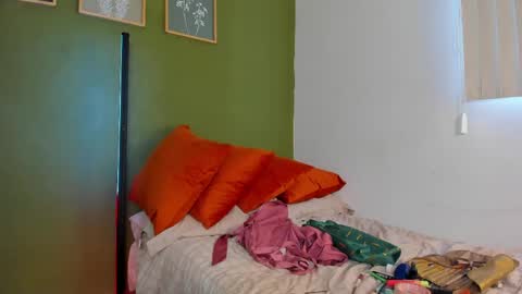 Karlye online show from 4, 6, 2026