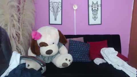 KARLYE online show from 1, 10, 2025