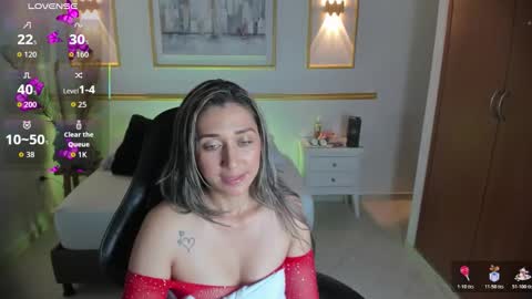 karlyy_ online show from 4, 12, 2025