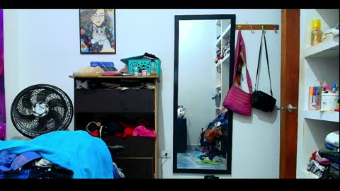    online show from 9, 4, 2026