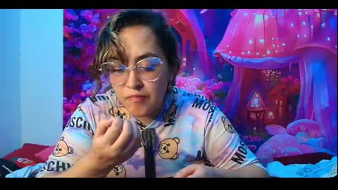    online show from 28, 4, 2026