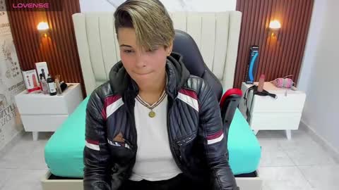 Karol and Luna online show from 8, 3, 2025