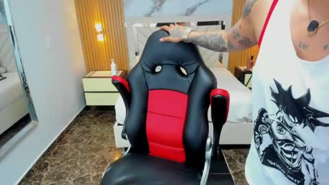 Snapshot of karolandluna chatting on 30, 4, 2026 Karol and Luna online show from 30, 4, 2026
