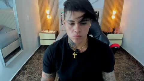 Snapshot of karolandluna chatting on 4, 6, 2026 Karol and Luna online show from 4, 6, 2026