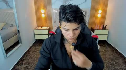 Snapshot of karolandluna chatting on 9, 6, 2026 Karol and Luna online show from 9, 6, 2026