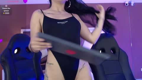 Snapshot of karolandmichel chatting on 22, 1, 2025 Karol and Michel online show from 22, 1, 2025