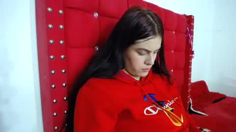 Snapshot of karolay_su chatting on 7, 2, 2025 ARIANNA online show from 7, 2, 2025