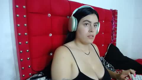 Snapshot of karolay_su chatting on 22, 2, 2025 ARIANNA online show from 22, 2, 2025
