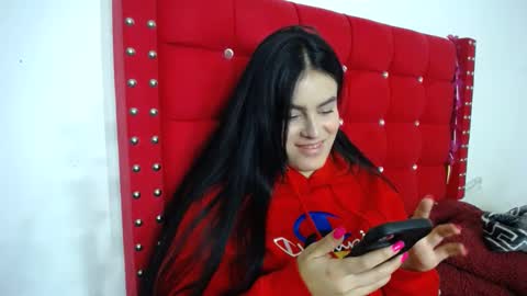 Snapshot of karolay_su chatting on 24, 2, 2025 ARIANNA online show from 24, 2, 2025