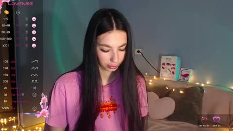 Kira online show from 21, 4, 2026