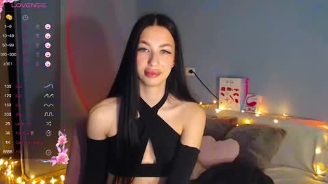 Snapshot of karolina_hottie_ chatting on 14, 5, 2026 Kira online show from 14, 5, 2026