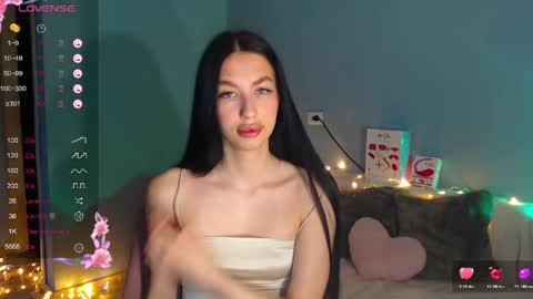 Snapshot of karolina_hottie_ chatting on 28, 5, 2026 Kira online show from 28, 5, 2026