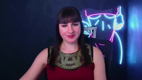 Caroline online show from 10, 12, 2024