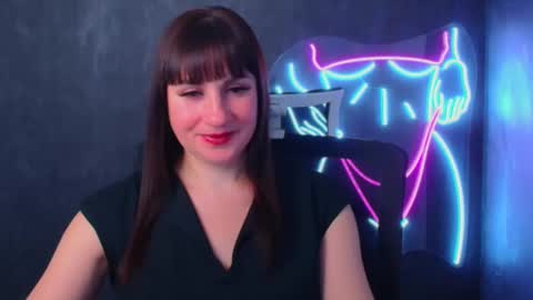 Caroline online show from 13, 12, 2024