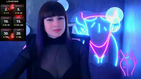 Caroline online show from 27, 2, 2025