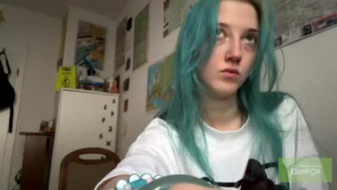 Karoline here online show from 26, 7, 2026