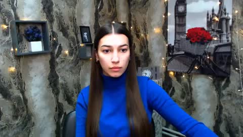 Karolina online show from 6, 1, 2025