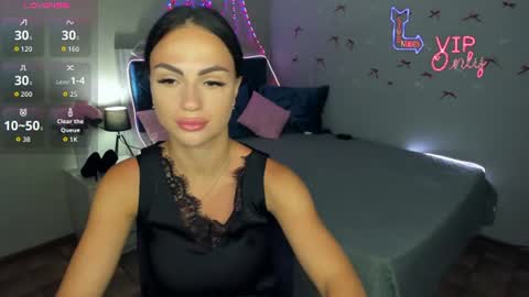 Karolina online show from 4, 8, 2026