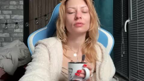 karoline121 online show from 15, 2, 2026