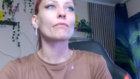 karoline121 online show from 2, 4, 2026