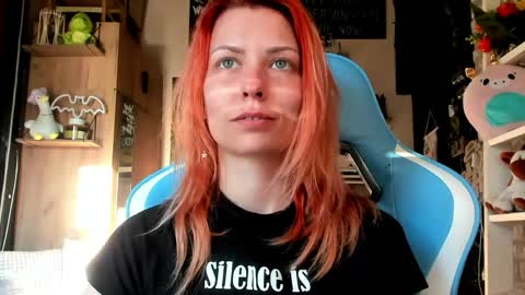 karoline121 online show from 18, 4, 2026