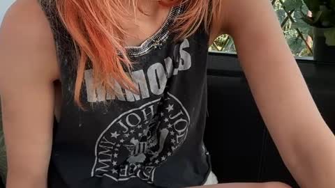 karoline121 online show from 25, 4, 2026