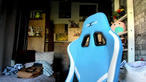 karoline121 online show from 27, 4, 2026