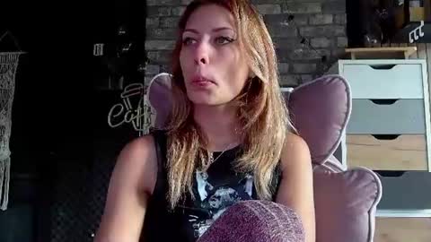karoline121 online show from 22, 7, 2026
