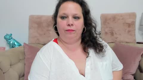 KarolineJoyy online show from 17, 1, 2025