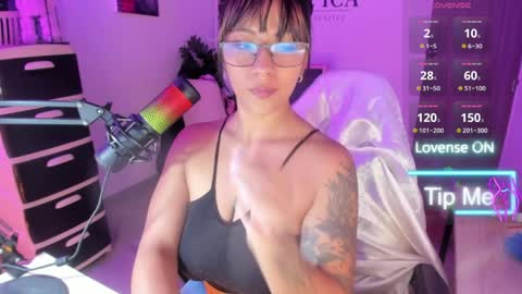 Snapshot of karolinna_xxx chatting on 31, 3, 2026 Caro online show from 31, 3, 2026