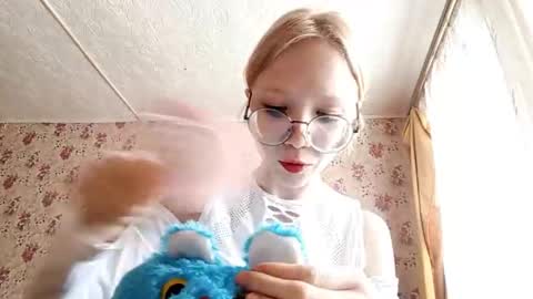 Sara online show from 4, 3, 2026