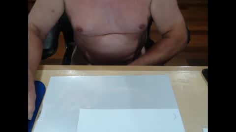 Snapshot of kartinka40 chatting on 17, 9, 2025 Milkiman online show from 17, 9, 2025