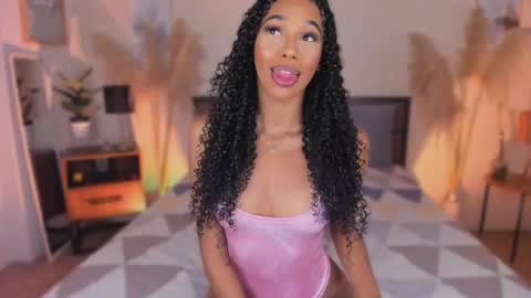 Snapshot of karymoon chatting on 3, 5, 2026 Kary Moon online show from 3, 5, 2026