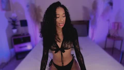 Snapshot of karymoon chatting on 14, 5, 2026 Kary Moon online show from 14, 5, 2026