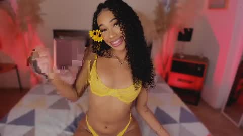 Snapshot of karymoon chatting on 19, 6, 2026 Kary Moon online show from 19, 6, 2026