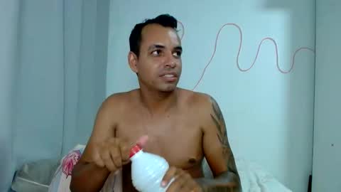 Tamires e Maicon online show from 11, 3, 2025