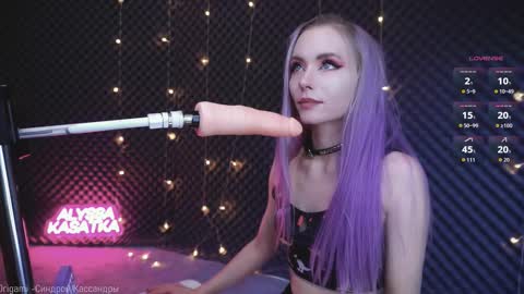 ALYSSA                online show from 23, 10, 2025