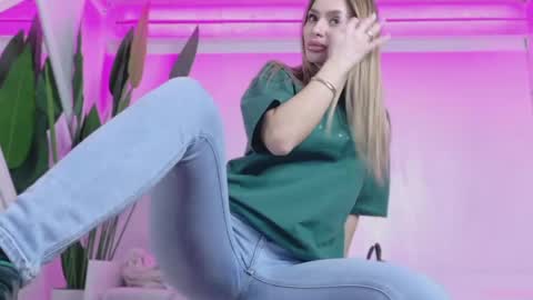 Kasey online show from 25, 4, 2026