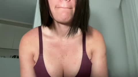 Kat online show from 5, 8, 2026
