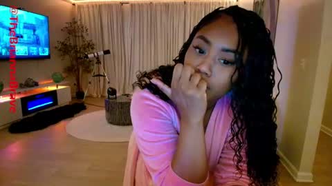 Snapshot of kat2025 chatting on 26, 6, 2026 BriannaBrave online show from 26, 6, 2026