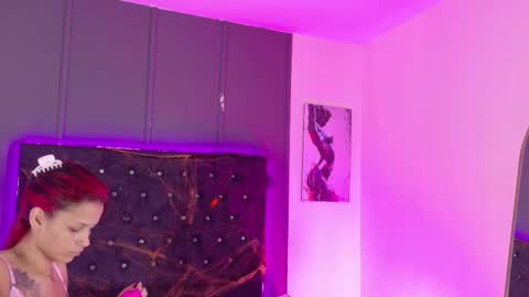 Snapshot of kataaleya__12 chatting on 31, 10, 2025 kataaleya__12 online show from 31, 10, 2025